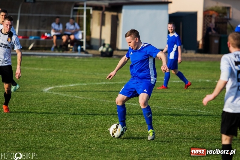 Zdjęcie w galerii na portalu naszraciborz.pl: A klasa. Przy Urbana zdecydowało jedno trafienie wiadomości z regionu