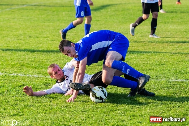 Zdjęcie w galerii na portalu naszraciborz.pl: A klasa. Przy Urbana zdecydowało jedno trafienie wiadomości z regionu