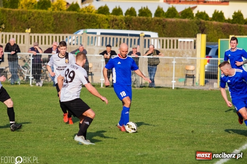 Zdjęcie w galerii na portalu naszraciborz.pl: A klasa. Przy Urbana zdecydowało jedno trafienie wiadomości z regionu