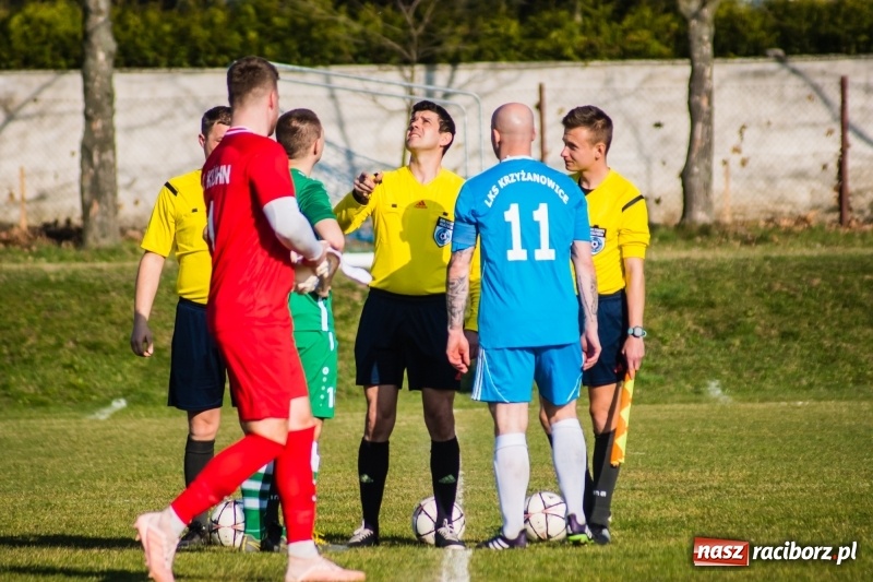 Zdjęcie w galerii na portalu naszraciborz.pl: Niczym Feniks z popiołów. Rafako pokonało Krzyżanowice wiadomości z regionu