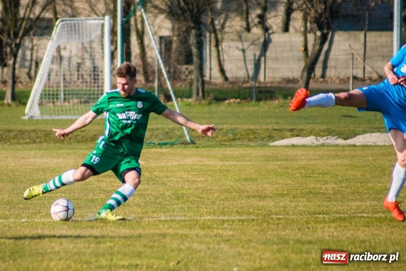 Zdjęcie w galerii na portalu naszraciborz.pl: Niczym Feniks z popiołów. Rafako pokonało Krzyżanowice wiadomości z regionu