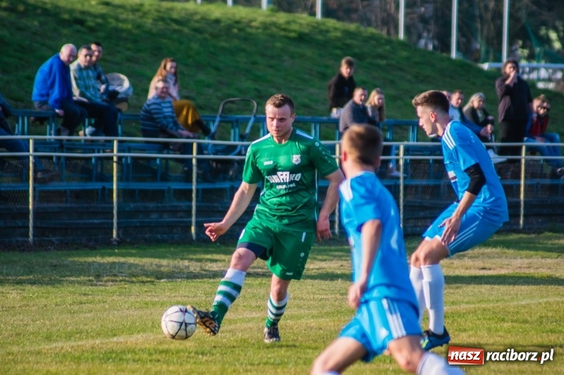 Zdjęcie w galerii na portalu naszraciborz.pl: Niczym Feniks z popiołów. Rafako pokonało Krzyżanowice wiadomości z regionu