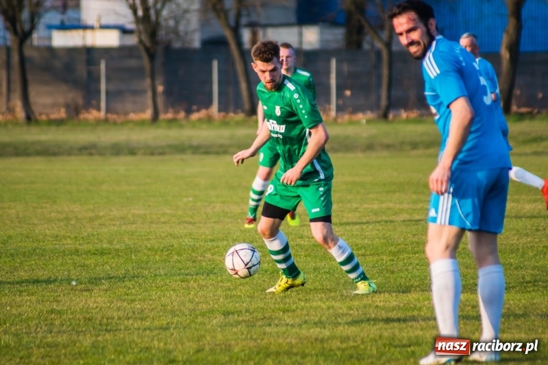 Zdjęcie w galerii na portalu naszraciborz.pl: Niczym Feniks z popiołów. Rafako pokonało Krzyżanowice wiadomości z regionu