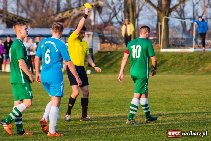 Zdjęcie w galerii na portalu naszraciborz.pl: Niczym Feniks z popiołów. Rafako pokonało Krzyżanowice wiadomości z regionu