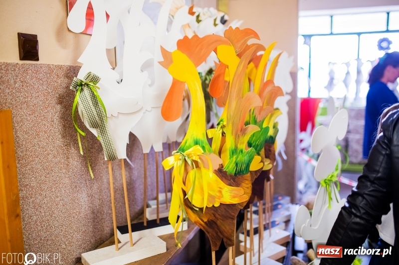 Zdjęcie w galerii na portalu naszraciborz.pl: Kiermasz Wielkanocny w Zespole Szkolno-Przedszkolnym w Borucinie wiadomości z regionu