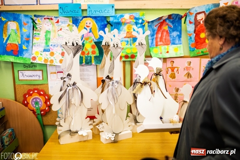 Zdjęcie w galerii na portalu naszraciborz.pl: Kiermasz Wielkanocny w Zespole Szkolno-Przedszkolnym w Borucinie wiadomości z regionu