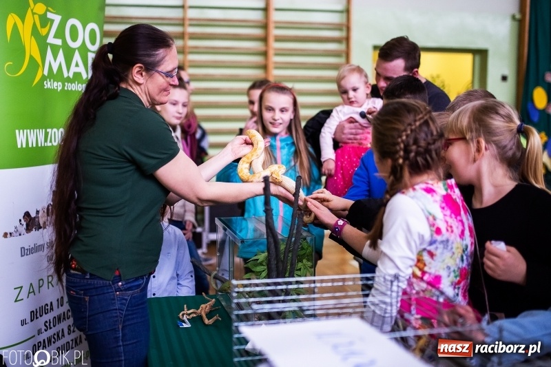 Zdjęcie w galerii na portalu naszraciborz.pl: Kiermasz Wielkanocny w Zespole Szkolno-Przedszkolnym w Borucinie wiadomości z regionu