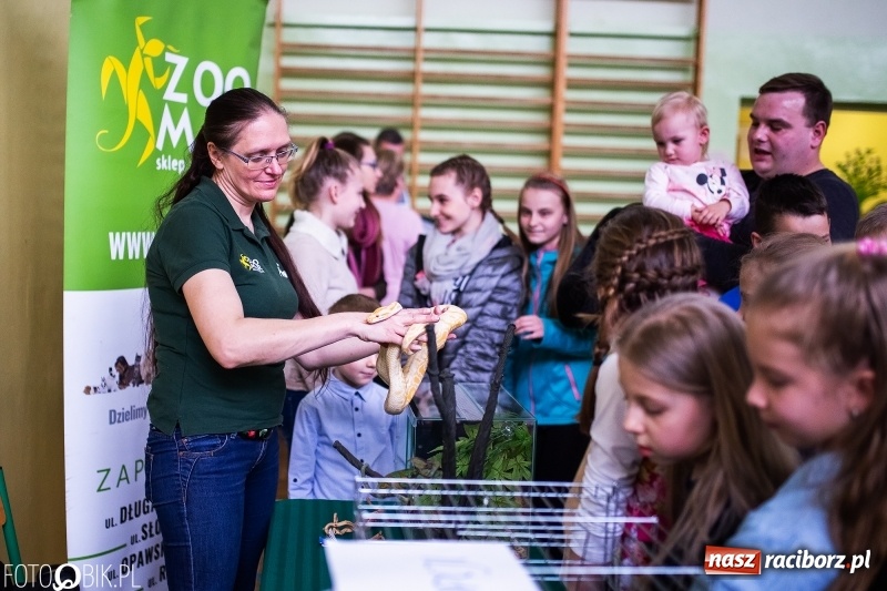 Zdjęcie w galerii na portalu naszraciborz.pl: Kiermasz Wielkanocny w Zespole Szkolno-Przedszkolnym w Borucinie wiadomości z regionu