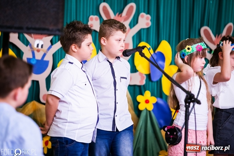 Zdjęcie w galerii na portalu naszraciborz.pl: Kiermasz Wielkanocny w Zespole Szkolno-Przedszkolnym w Borucinie wiadomości z regionu