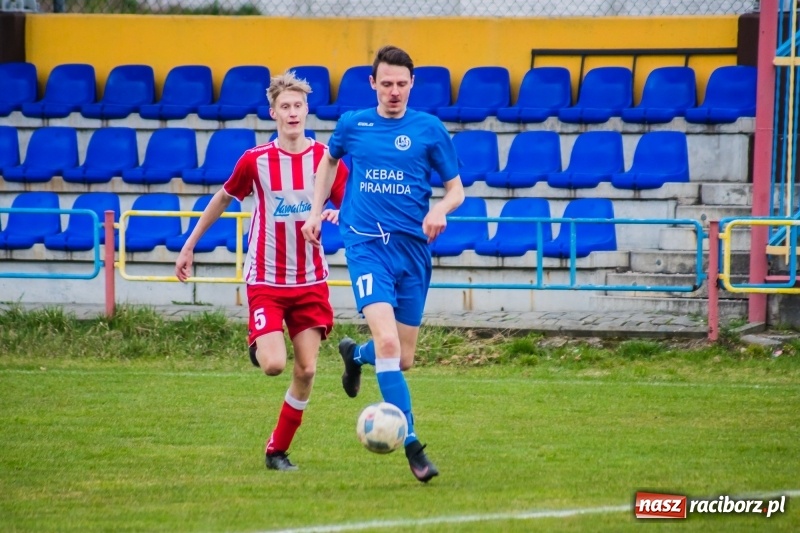 Zdjęcie w galerii na portalu naszraciborz.pl: Rogów kontra Markowice: 07 zgłoś się! wiadomości z regionu