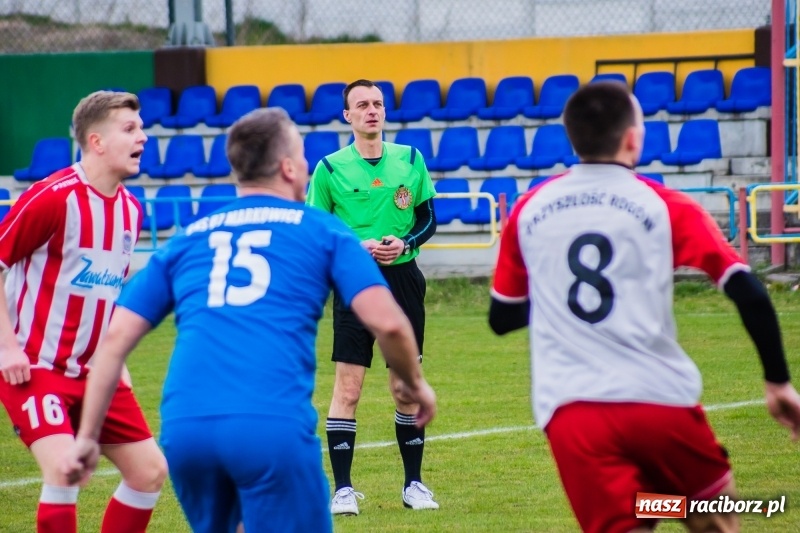 Zdjęcie w galerii na portalu naszraciborz.pl: Rogów kontra Markowice: 07 zgłoś się! wiadomości z regionu