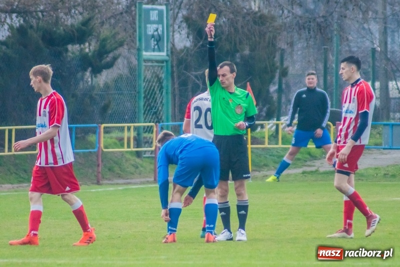 Zdjęcie w galerii na portalu naszraciborz.pl: Rogów kontra Markowice: 07 zgłoś się! wiadomości z regionu