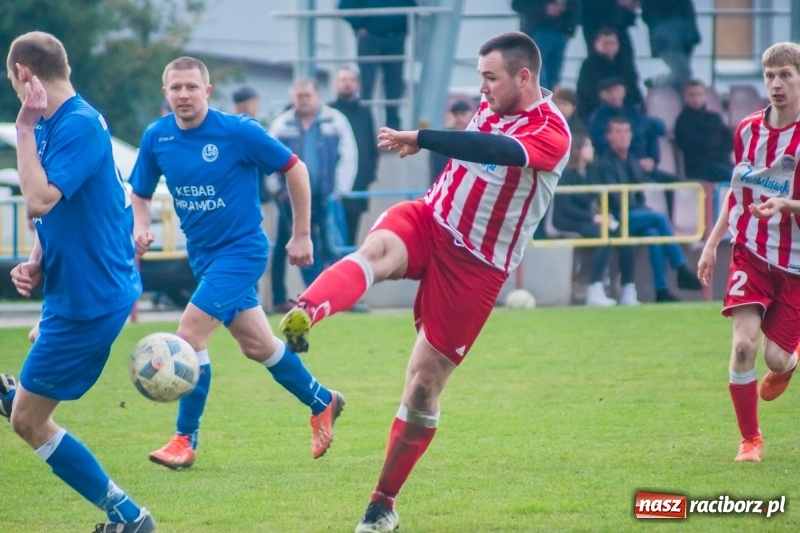 Zdjęcie w galerii na portalu naszraciborz.pl: Rogów kontra Markowice: 07 zgłoś się! wiadomości z regionu