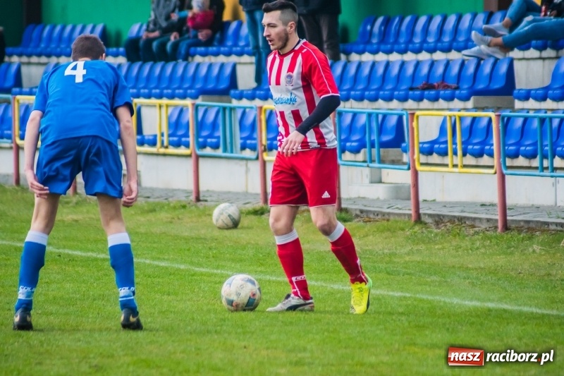 Zdjęcie w galerii na portalu naszraciborz.pl: Rogów kontra Markowice: 07 zgłoś się! wiadomości z regionu