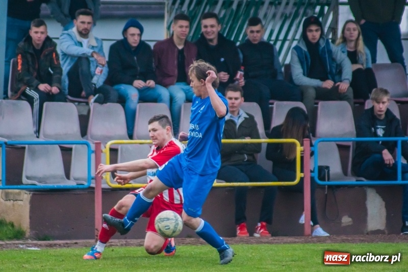Zdjęcie w galerii na portalu naszraciborz.pl: Rogów kontra Markowice: 07 zgłoś się! wiadomości z regionu