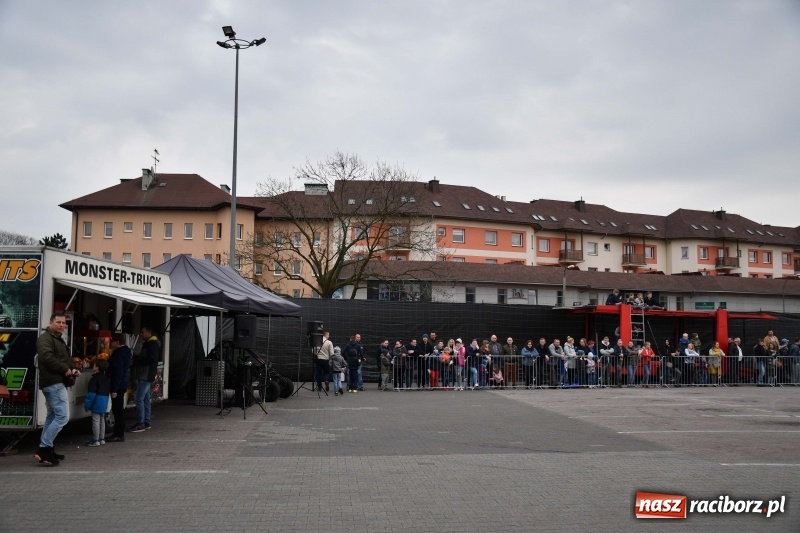 Zdjęcie w galerii na portalu naszraciborz.pl: Monster Truck Show w Raciborzu [FOTO]  wiadomości z regionu
