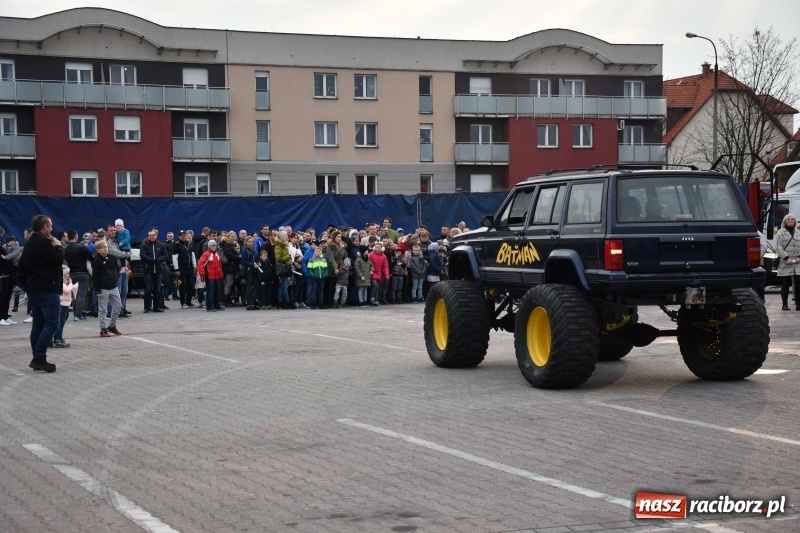 Zdjęcie w galerii na portalu naszraciborz.pl: Monster Truck Show w Raciborzu [FOTO]  wiadomości z regionu