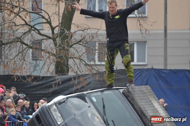 Zdjęcie w galerii na portalu naszraciborz.pl: Monster Truck Show w Raciborzu [FOTO]  wiadomości z regionu