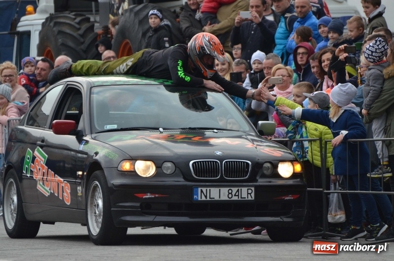 Zdjęcie w galerii na portalu naszraciborz.pl: Monster Truck Show w Raciborzu [FOTO]  wiadomości z regionu