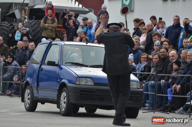 Zdjęcie w galerii na portalu naszraciborz.pl: Monster Truck Show w Raciborzu [FOTO]  wiadomości z regionu