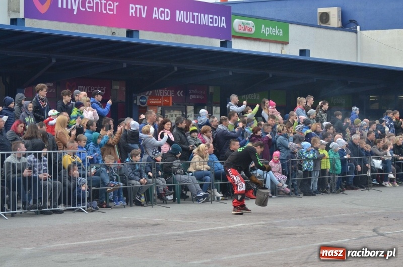 Zdjęcie w galerii na portalu naszraciborz.pl: Monster Truck Show w Raciborzu [FOTO]  wiadomości z regionu