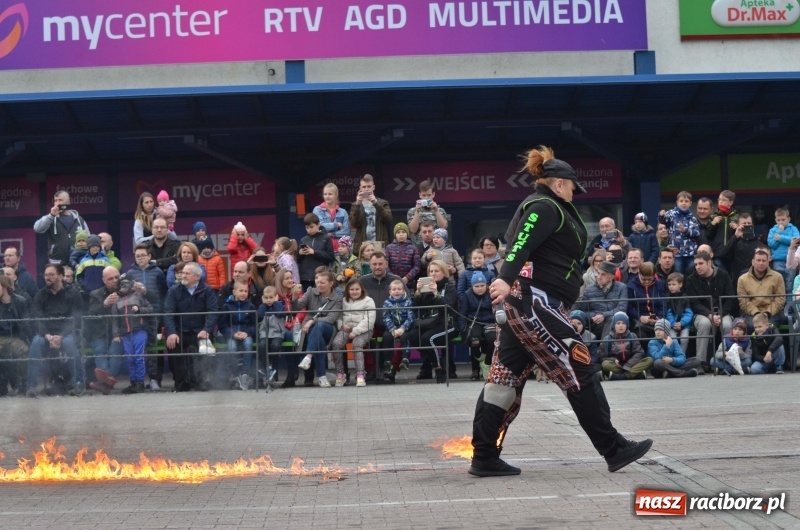 Zdjęcie w galerii na portalu naszraciborz.pl: Monster Truck Show w Raciborzu [FOTO]  wiadomości z regionu
