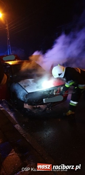 Zdjęcie w galerii na portalu naszraciborz.pl: Pożar seata w Kuźni Raciborskiej  wiadomości z regionu