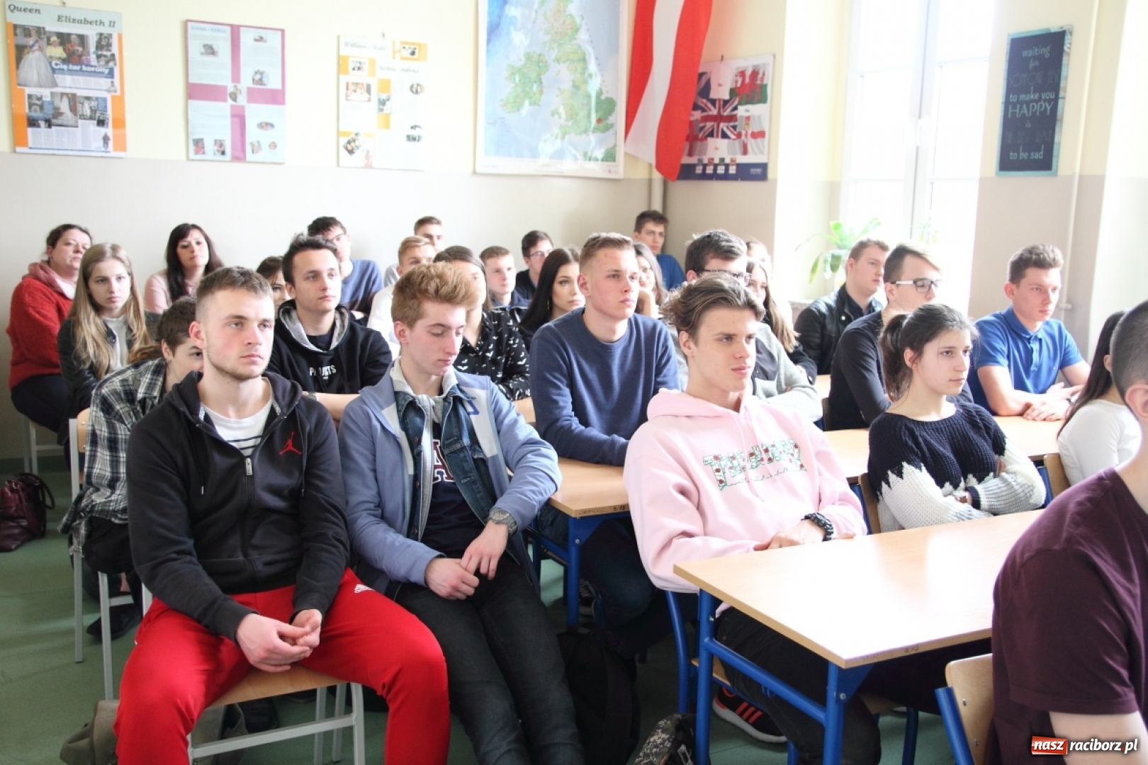 Zdjęcie w galerii na portalu naszraciborz.pl: Ekonomik podpisał umowę o współpracy z firmą logistyczną wiadomości z regionu