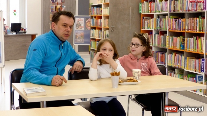 Zdjęcie w galerii na portalu naszraciborz.pl: Mary Poppins w raciborskiej bibliotece wiadomości z regionu