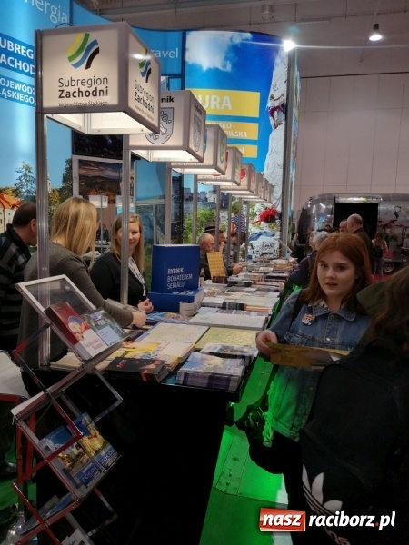 Zdjęcie w galerii na portalu naszraciborz.pl: Gmina Kuźnia Raciborska na targach Na Styku Kultur w Łodzi wiadomości z regionu