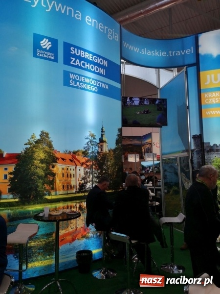 Zdjęcie w galerii na portalu naszraciborz.pl: Gmina Kuźnia Raciborska na targach Na Styku Kultur w Łodzi wiadomości z regionu