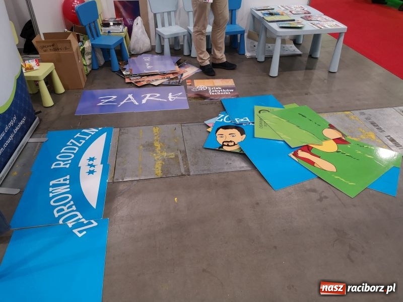 Zdjęcie w galerii na portalu naszraciborz.pl: Gmina Kuźnia Raciborska na targach Na Styku Kultur w Łodzi wiadomości z regionu