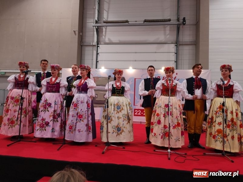 Zdjęcie w galerii na portalu naszraciborz.pl: Gmina Kuźnia Raciborska na targach Na Styku Kultur w Łodzi wiadomości z regionu
