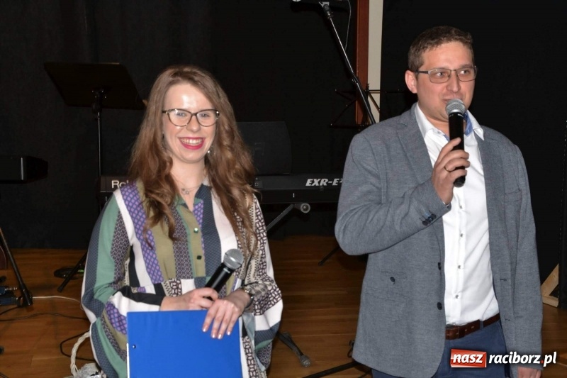 Zdjęcie w galerii na portalu naszraciborz.pl: Koncert Wiosenny na Zamku Piastowskim  wiadomości z regionu