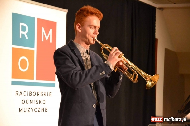 Zdjęcie w galerii na portalu naszraciborz.pl: Koncert Wiosenny na Zamku Piastowskim  wiadomości z regionu