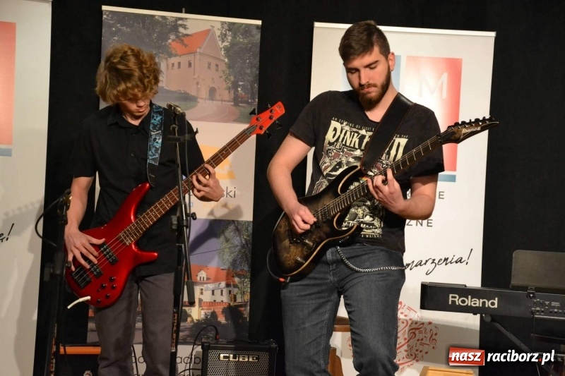 Zdjęcie w galerii na portalu naszraciborz.pl: Koncert Wiosenny na Zamku Piastowskim  wiadomości z regionu