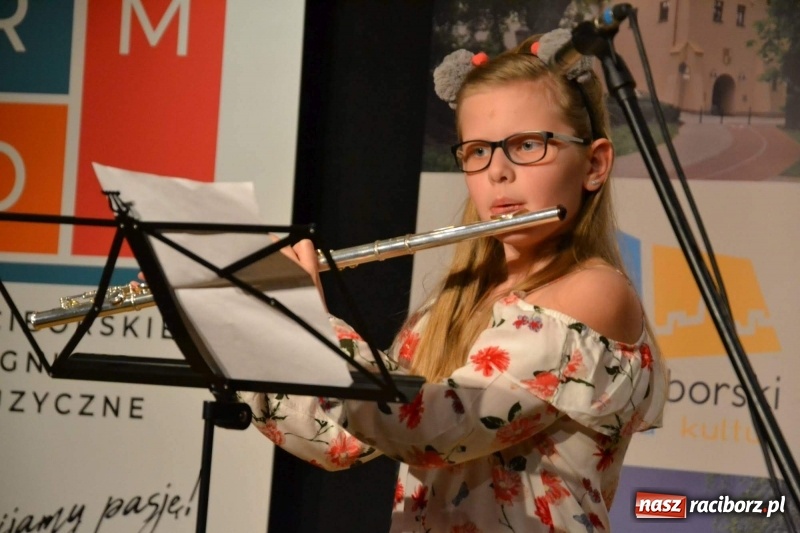 Zdjęcie w galerii na portalu naszraciborz.pl: Koncert Wiosenny na Zamku Piastowskim  wiadomości z regionu