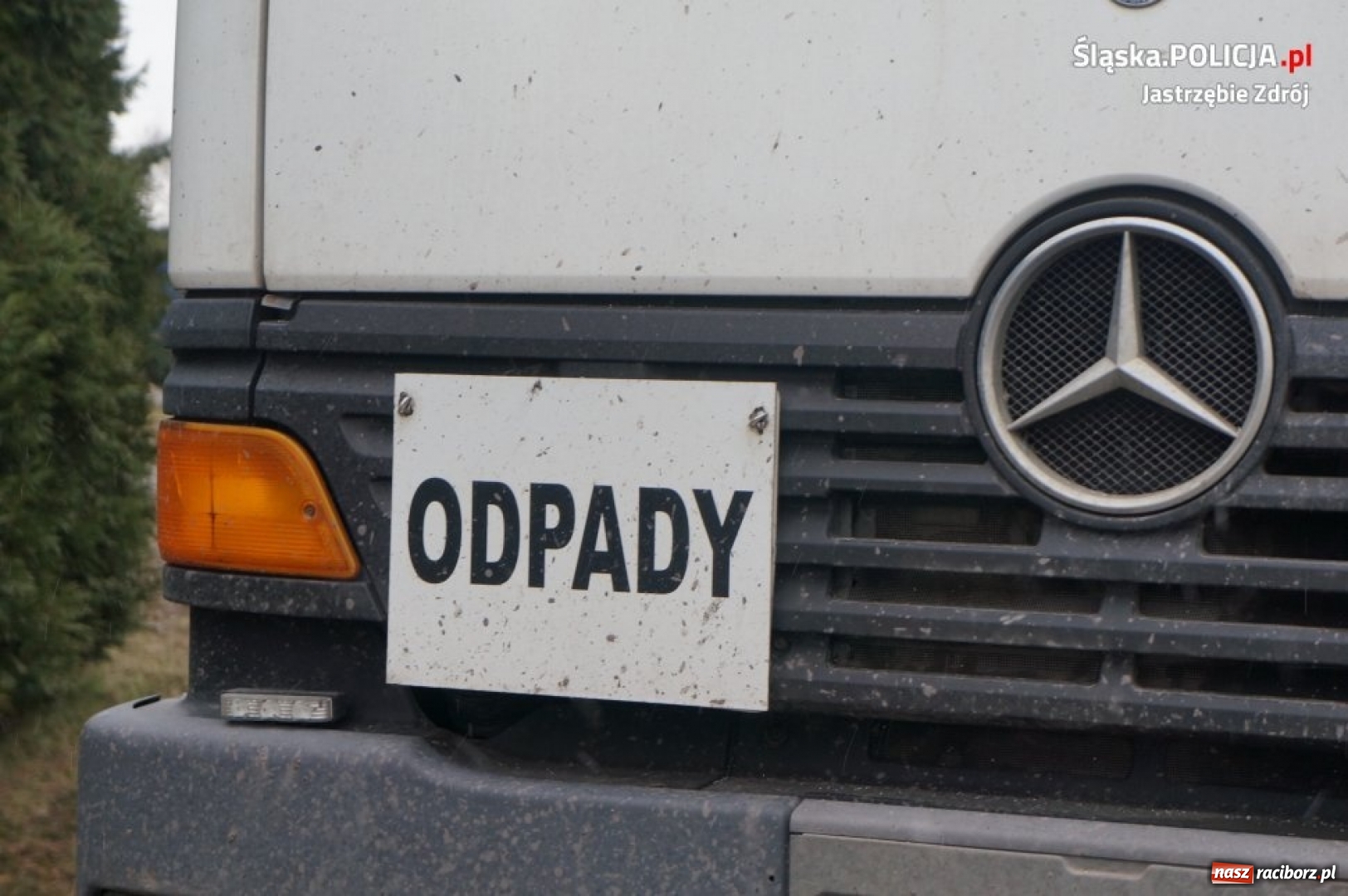 Zdjęcie w galerii na portalu naszraciborz.pl: Policja ostrzega przed nielegalnym składowaniem odpadów. Więcej kontroli, więcej kar! wiadomości z regionu