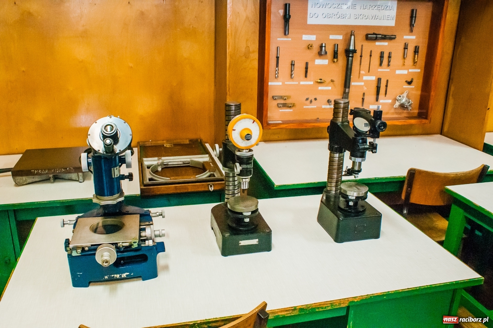 Zdjęcie w galerii na portalu naszraciborz.pl: Mechanik zachęca do nauki. Dni otwarte w CKZiU numer 2 wiadomości z regionu