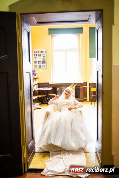 Zdjęcie w galerii na portalu naszraciborz.pl: Alicja w Krainie Czarów, czyli podejmij naukę w Kasprowiczu wiadomości z regionu