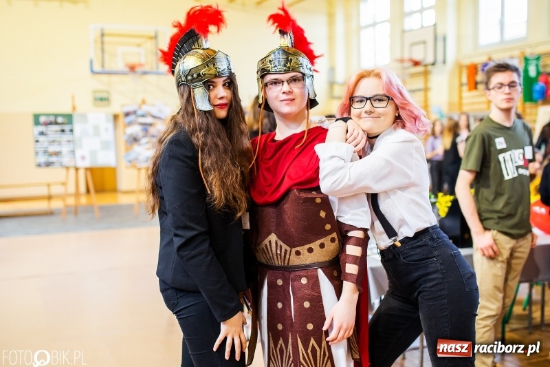 Zdjęcie w galerii na portalu naszraciborz.pl: Językowe Dni Otwarte w II LO wiadomości z regionu