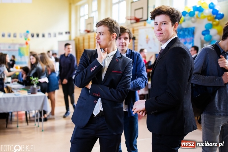 Zdjęcie w galerii na portalu naszraciborz.pl: Językowe Dni Otwarte w II LO wiadomości z regionu