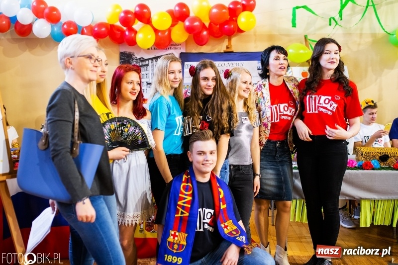 Zdjęcie w galerii na portalu naszraciborz.pl: Językowe Dni Otwarte w II LO wiadomości z regionu