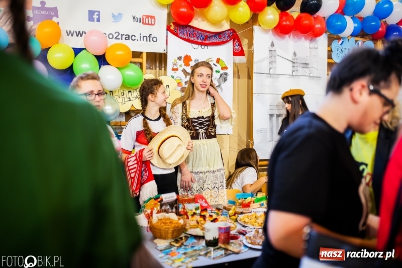 Zdjęcie w galerii na portalu naszraciborz.pl: Językowe Dni Otwarte w II LO wiadomości z regionu