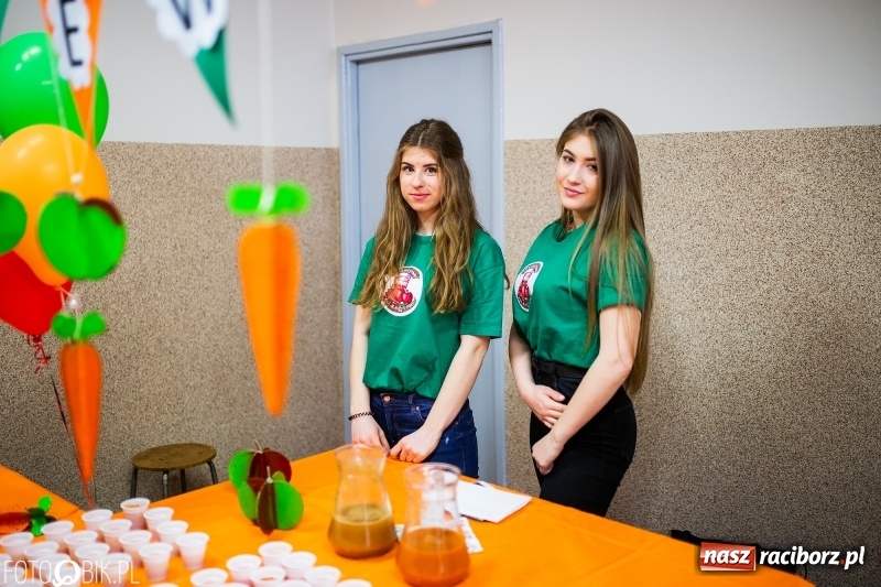 Zdjęcie w galerii na portalu naszraciborz.pl: Językowe Dni Otwarte w II LO wiadomości z regionu