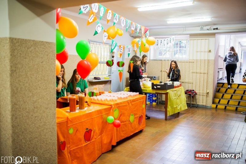 Zdjęcie w galerii na portalu naszraciborz.pl: Językowe Dni Otwarte w II LO wiadomości z regionu