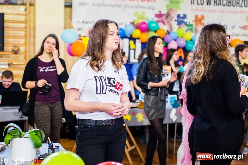 Zdjęcie w galerii na portalu naszraciborz.pl: Językowe Dni Otwarte w II LO wiadomości z regionu