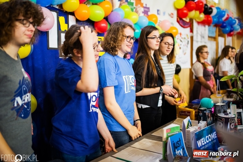 Zdjęcie w galerii na portalu naszraciborz.pl: Językowe Dni Otwarte w II LO wiadomości z regionu