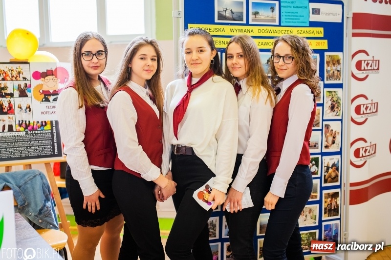 Zdjęcie w galerii na portalu naszraciborz.pl: Tatuaż zachętą do podjęcia nauki. CKZiU numer 1 zaprasza wiadomości z regionu