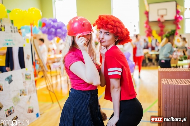 Zdjęcie w galerii na portalu naszraciborz.pl: Tatuaż zachętą do podjęcia nauki. CKZiU numer 1 zaprasza wiadomości z regionu